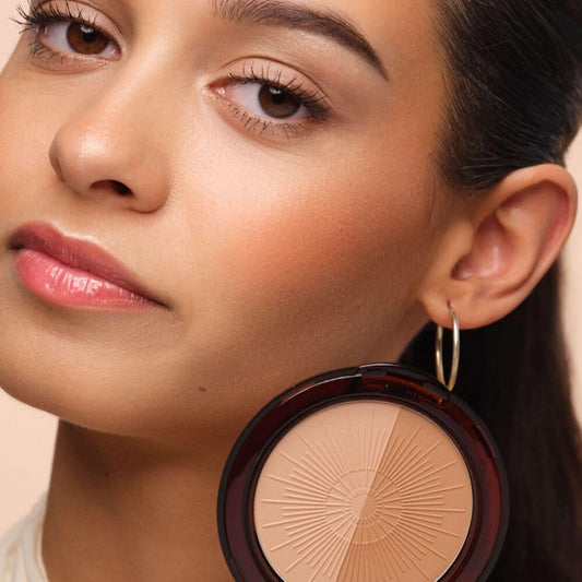 Long-Lasting Bronzing Powder Compact – Natural Look, 10g